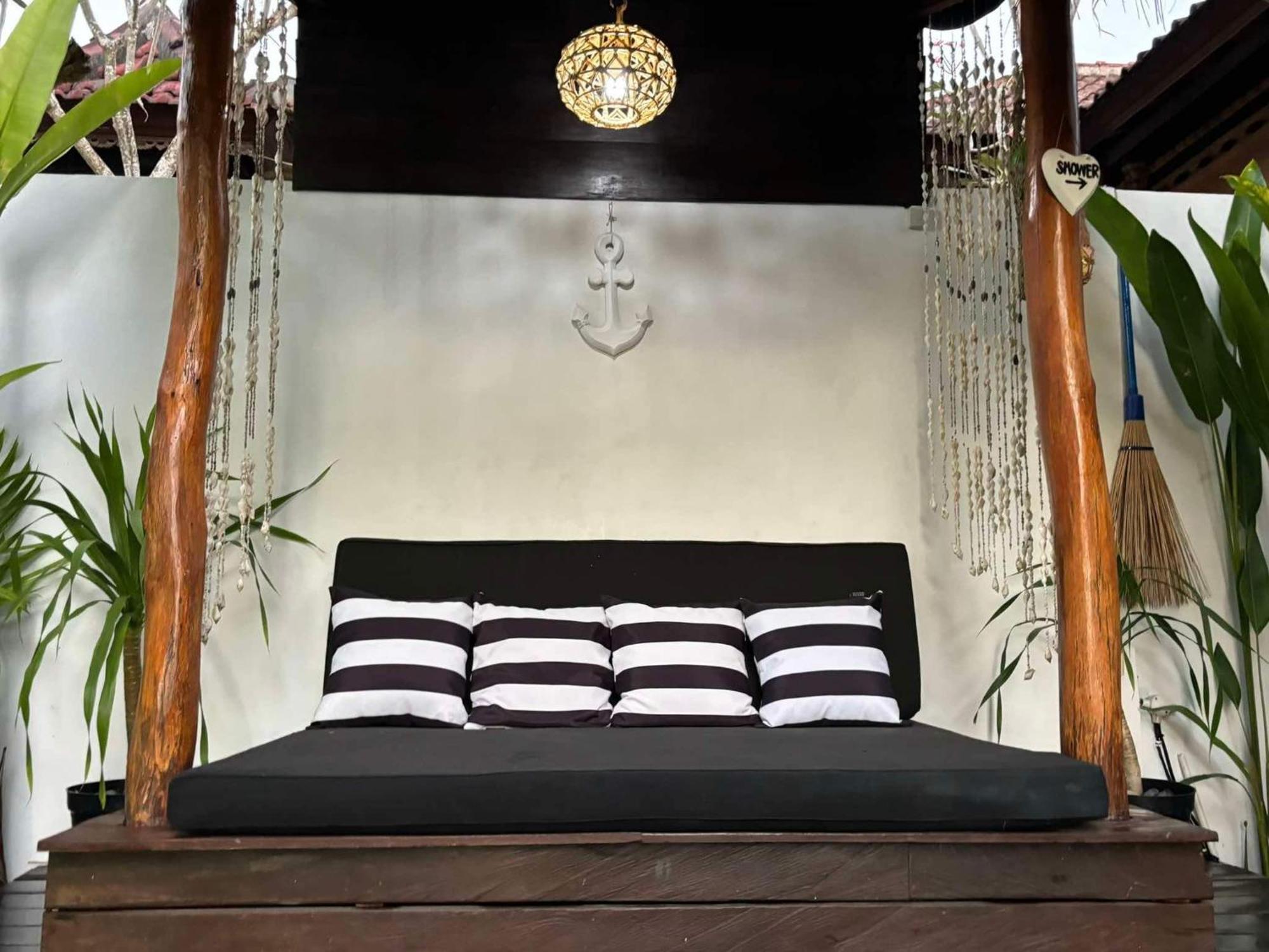 The Captains Villa Lembongan Extérieur photo